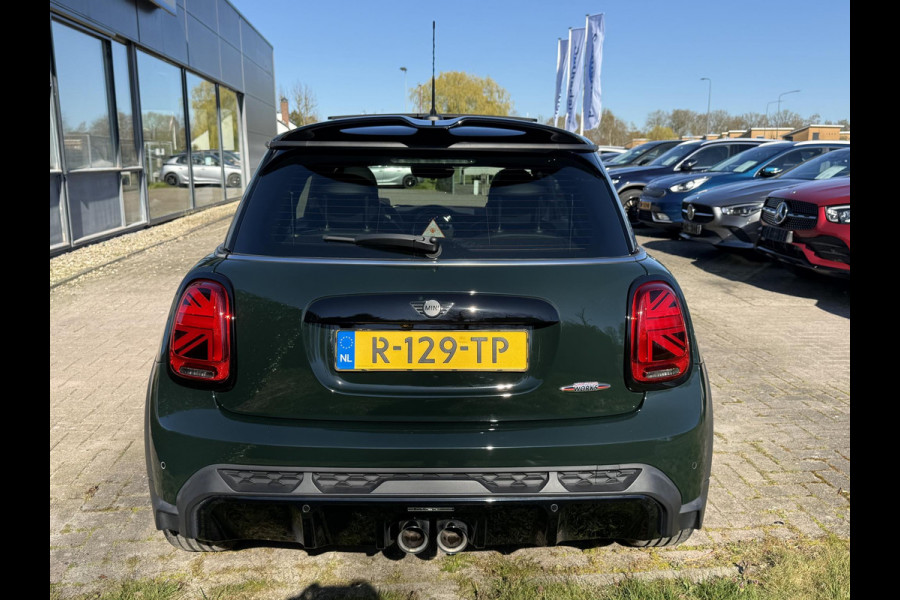 MINI Mini 2.0 John Cooper Works Essential | 231pk | Harman kardon | Leder | Panoramadak | Stuur & Stoelverwarming | Head-Up | Parkeersensoren |  Full Options.