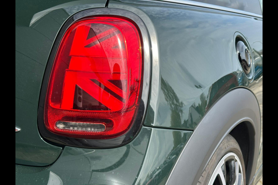 MINI Mini 2.0 John Cooper Works Essential | 231pk | Harman kardon | Leder | Panoramadak | Stuur & Stoelverwarming | Head-Up | Parkeersensoren |  Full Options.