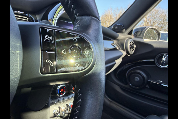 MINI Mini 2.0 John Cooper Works Essential | 231pk | Harman kardon | Leder | Panoramadak | Stuur & Stoelverwarming | Head-Up | Parkeersensoren |  Full Options.