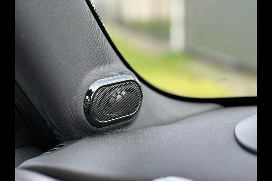 MINI Mini 2.0 John Cooper Works Essential | 231pk | Harman kardon | Leder | Panoramadak | Stuur & Stoelverwarming | Head-Up | Parkeersensoren |  Full Options.