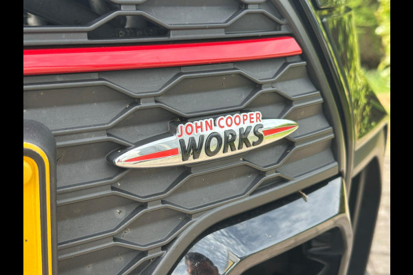 MINI Mini 2.0 John Cooper Works Essential | 231pk | Harman kardon | Leder | Panoramadak | Stuur & Stoelverwarming | Head-Up | Parkeersensoren |  Full Options.