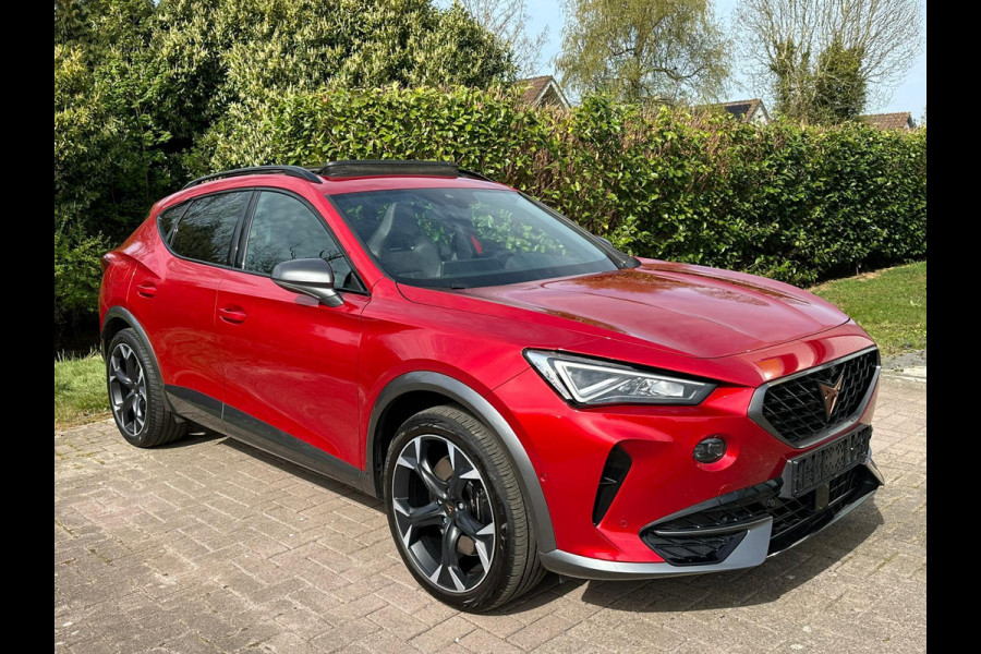 CUPRA Formentor 1.4 e-Hybrid VZ Performance 245pk PHEV |  Panoramadak | Stoelverwarming | Vol leder | Verwacht
