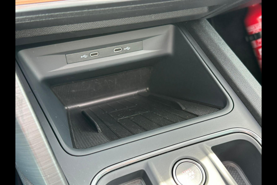 CUPRA Formentor 1.4 e-Hybrid VZ Performance 245pk PHEV |  Panoramadak | Stoelverwarming | Vol leder | Verwacht