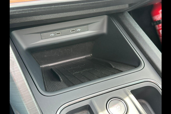 CUPRA Formentor 1.4 e-Hybrid VZ Performance 245pk PHEV |  Panoramadak | Stoelverwarming | Vol leder | Verwacht