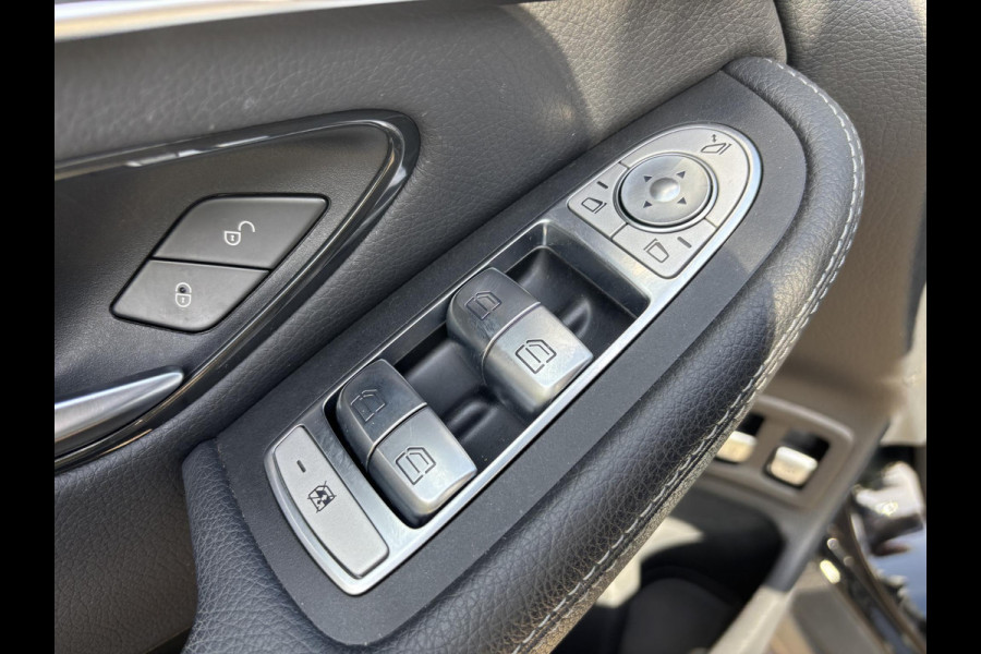 Mercedes-Benz GLC 300e 4MATIC AMG Line | Elektrisch verstelbare stoelen met geheugen | Stoelverwarming | Achteruitrijcamera