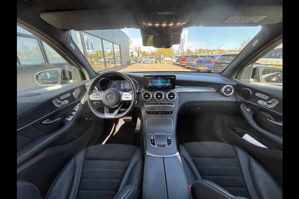 Mercedes-Benz GLC 300e 4MATIC AMG Line | Elektrisch verstelbare stoelen met geheugen | Stoelverwarming | Achteruitrijcamera