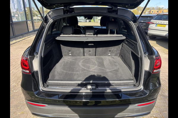 Mercedes-Benz GLC 300e 4MATIC AMG Line | Elektrisch verstelbare stoelen met geheugen | Stoelverwarming | Achteruitrijcamera