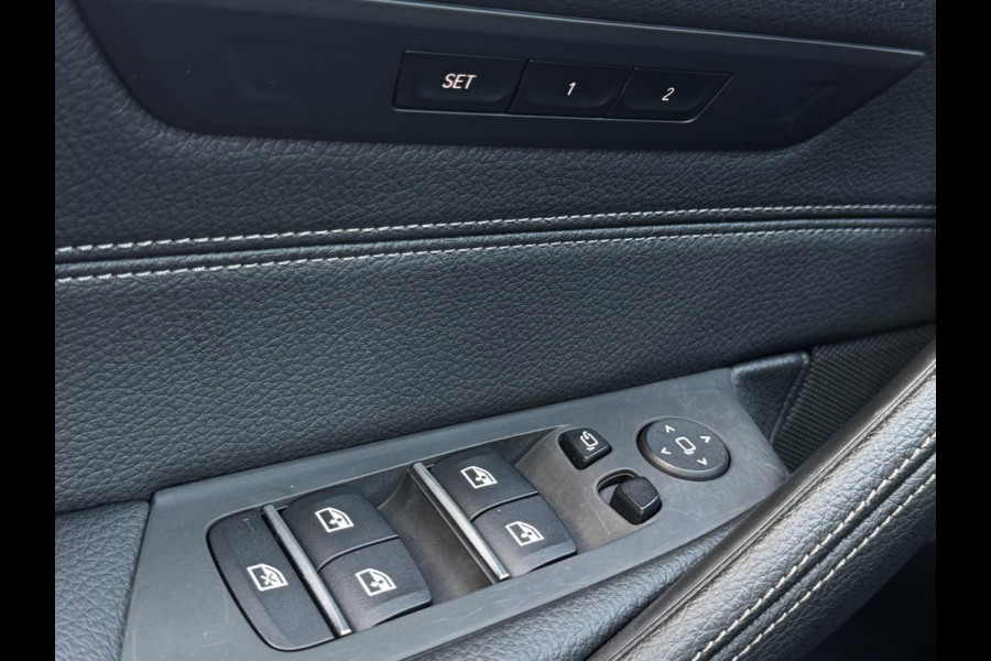 BMW 5 Serie Touring 520e Business Edition Plus NL-AUTO | LEDER | PDC