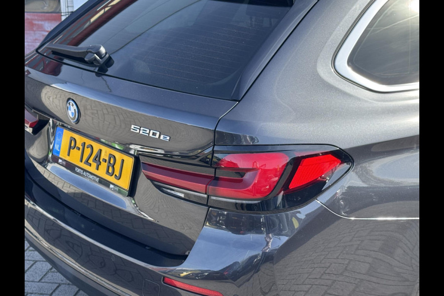 BMW 5 Serie Touring 520e Business Edition Plus NL-AUTO | LEDER | PDC