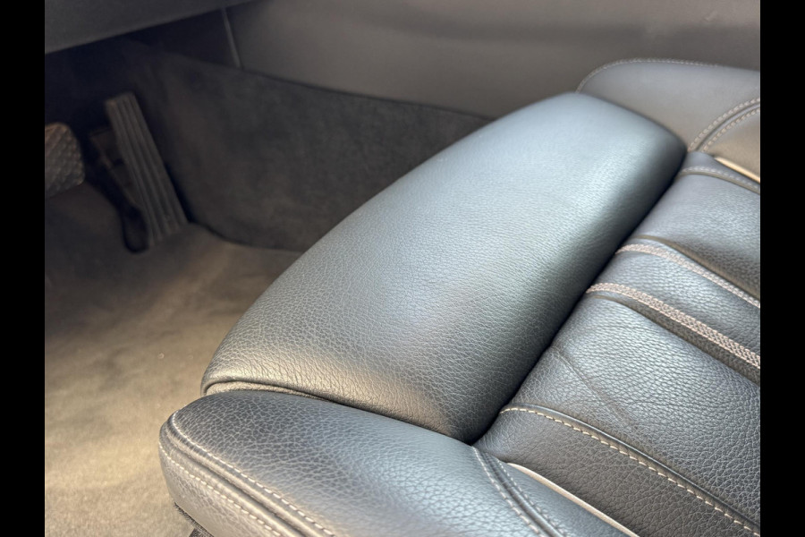 BMW 5 Serie Touring 520e Business Edition Plus NL-AUTO | LEDER | PDC