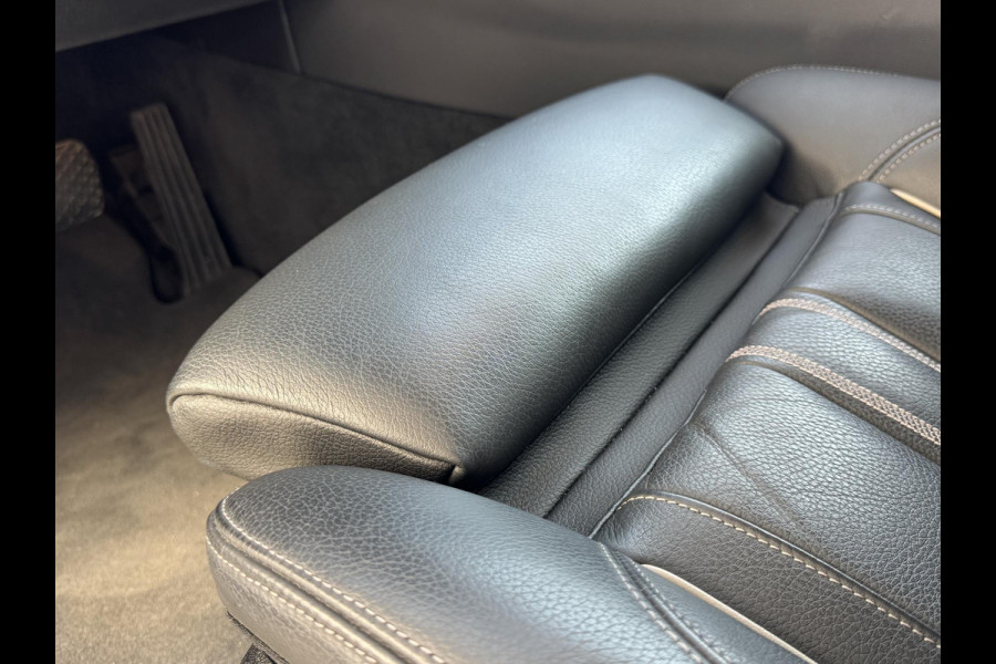 BMW 5 Serie Touring 520e Business Edition Plus NL-AUTO | LEDER | PDC