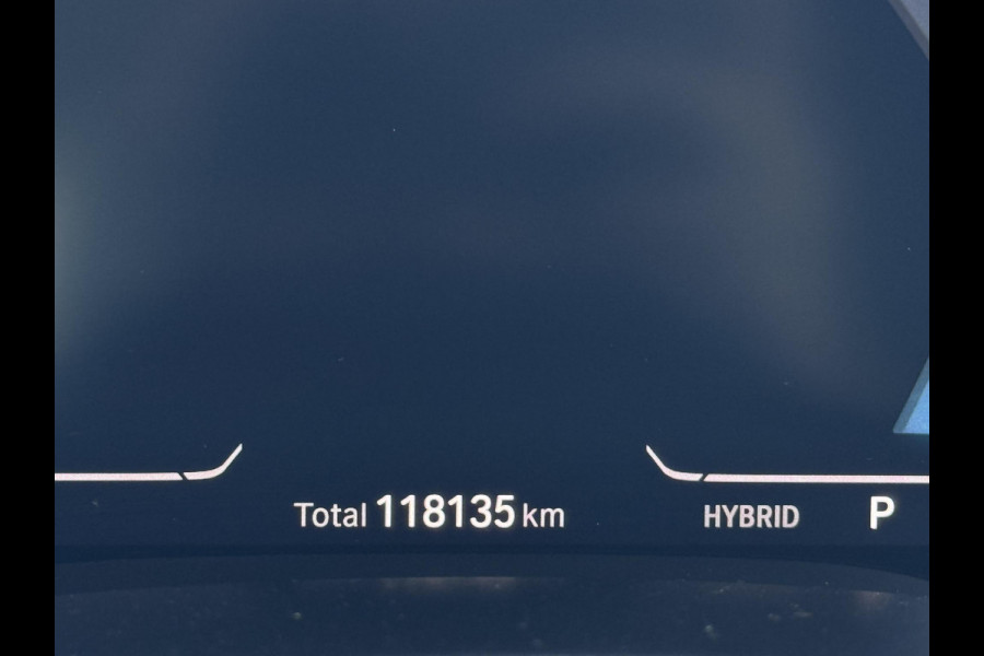 BMW 5 Serie Touring 520e Business Edition Plus NL-AUTO | LEDER | PDC