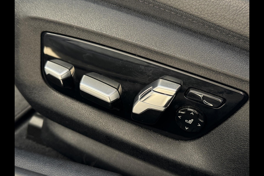 BMW 5 Serie Touring 520e Business Edition Plus NL-AUTO | LEDER | PDC
