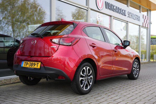 Mazda 2 1.5 Skyactiv-G Dynamic+ | Cruise | Navigatie | Lichtmetalen velgen