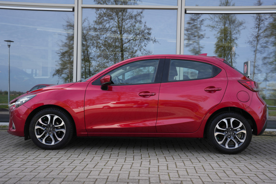 Mazda 2 1.5 Skyactiv-G Dynamic+ | Cruise | Navigatie | Lichtmetalen velgen