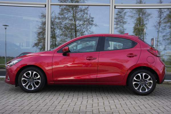 Mazda 2 1.5 Skyactiv-G Dynamic+ | Cruise | Navigatie | Lichtmetalen velgen