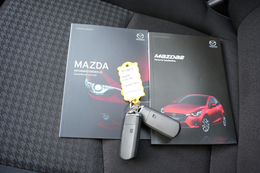 Mazda 2 1.5 Skyactiv-G Dynamic+ | Cruise | Navigatie | Lichtmetalen velgen
