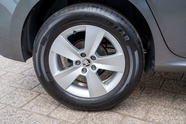 Škoda Kamiq 1.0 TSI DSG Automaat Ambition|Prijs rijklaar incl 12 mnd garantie|Clima Verw stoelen Pdc