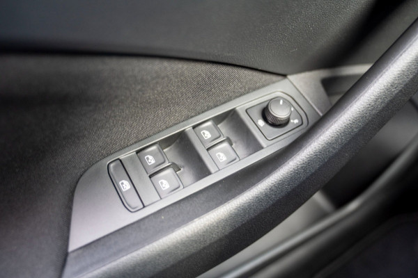 Škoda Kamiq 1.0 TSI DSG Automaat Ambition|Prijs rijklaar incl 12 mnd garantie|Clima Verw stoelen Pdc