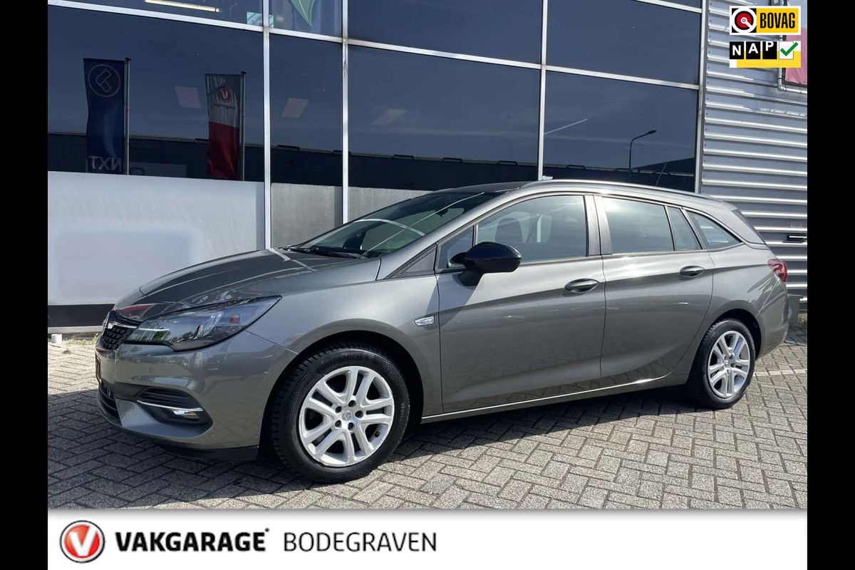 Opel Astra Sports Tourer 1.2 Edition / camera / navigatie / trekhaak