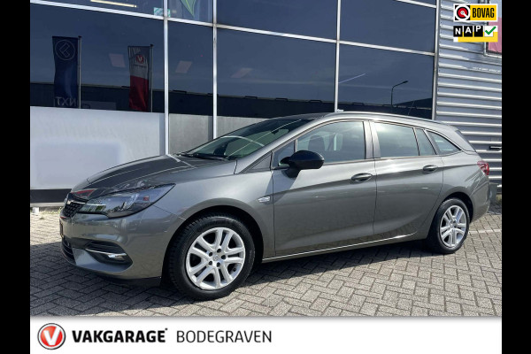 Opel Astra Sports Tourer 1.2 Edition / camera / navigatie / trekhaak