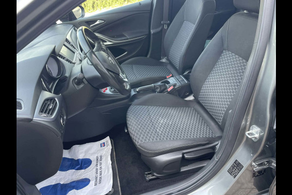 Opel Astra Sports Tourer 1.2 Edition / camera / navigatie / trekhaak