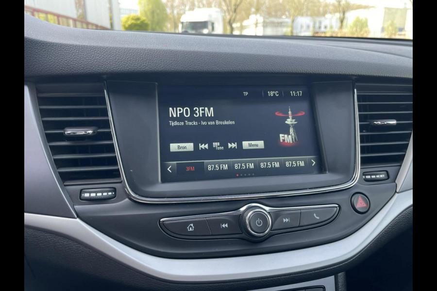 Opel Astra Sports Tourer 1.2 Edition / camera / navigatie / trekhaak