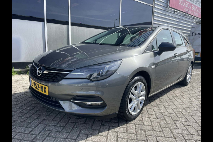 Opel Astra Sports Tourer 1.2 Edition / camera / navigatie / trekhaak
