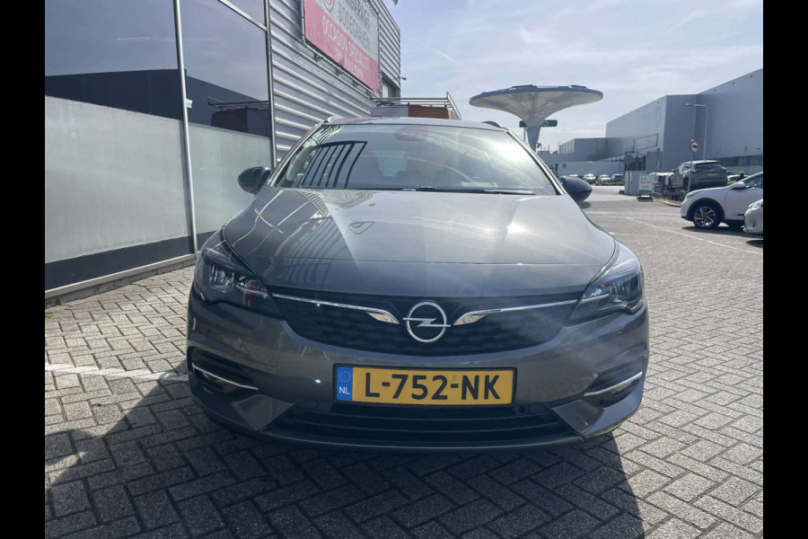 Opel Astra Sports Tourer 1.2 Edition / camera / navigatie / trekhaak