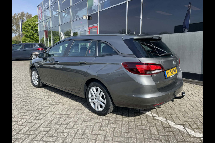 Opel Astra Sports Tourer 1.2 Edition / camera / navigatie / trekhaak