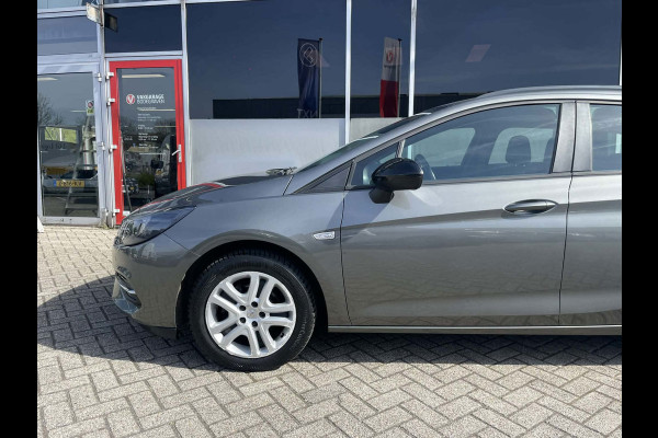 Opel Astra Sports Tourer 1.2 Edition / camera / navigatie / trekhaak