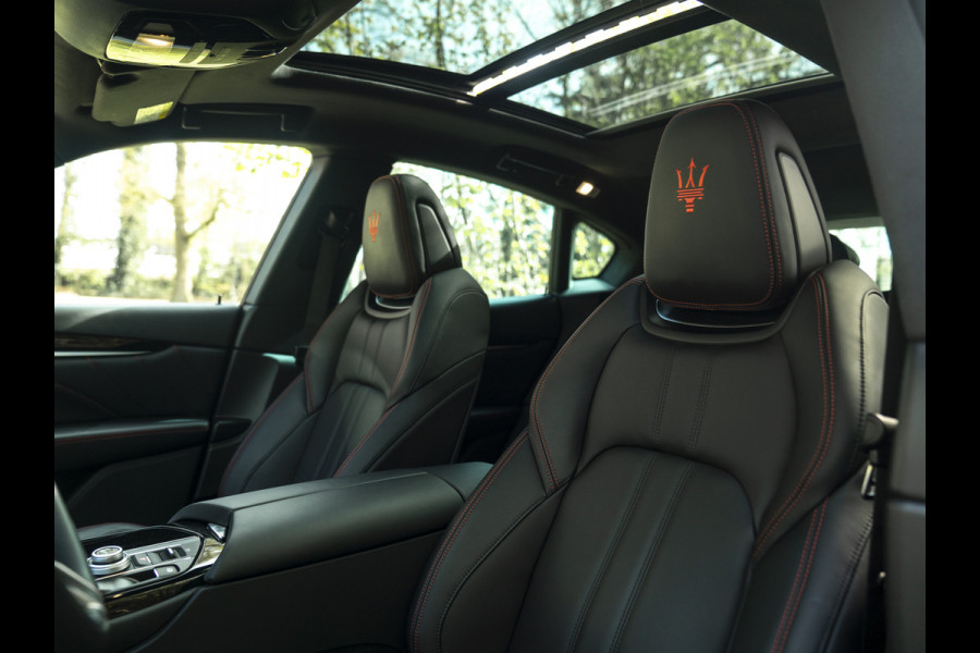 Maserati Levante 3.0 V6 S AWD 430pk GranSport Facelift | Pano-dak | 21 inch | Harman/Kardon | 360 camera