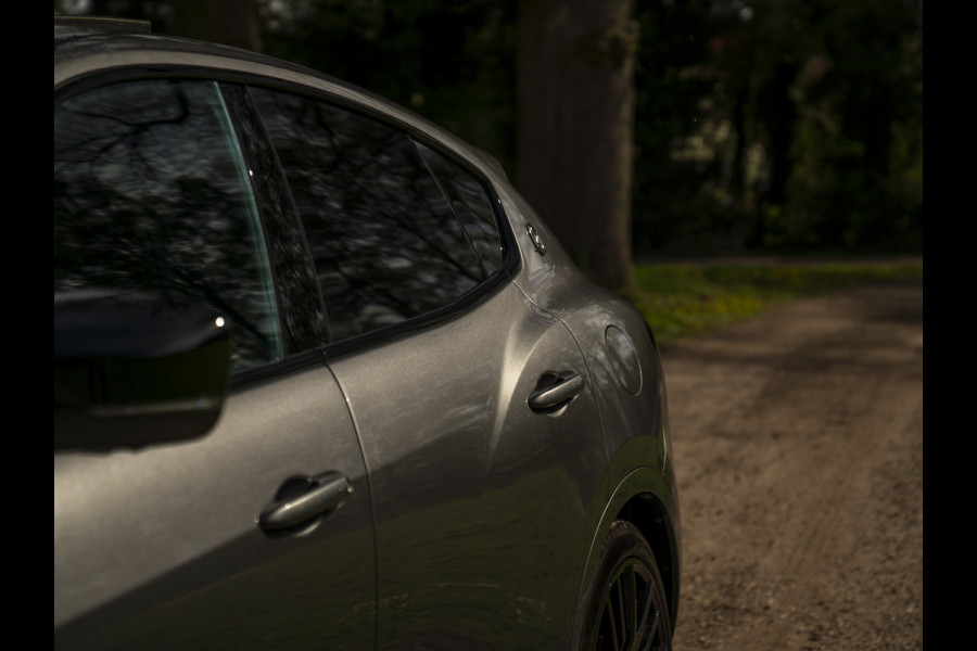 Maserati Levante 3.0 V6 S AWD 430pk GranSport Facelift | Pano-dak | 21 inch | Harman/Kardon | 360 camera