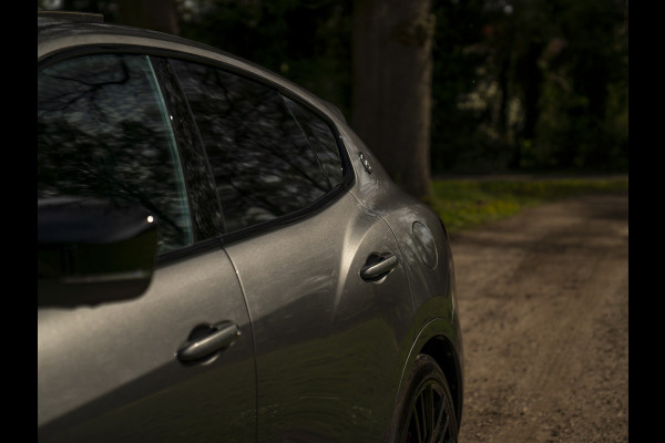 Maserati Levante 3.0 V6 S AWD 430pk GranSport Facelift | Pano-dak | 21 inch | Harman/Kardon | 360 camera