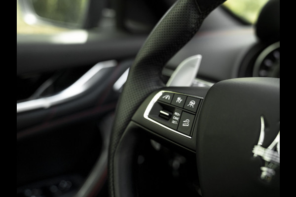 Maserati Levante 3.0 V6 S AWD 430pk GranSport Facelift | Pano-dak | 21 inch | Harman/Kardon | 360 camera