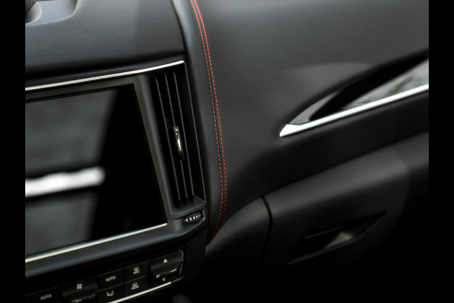 Maserati Levante 3.0 V6 S AWD 430pk GranSport Facelift | Pano-dak | 21 inch | Harman/Kardon | 360 camera