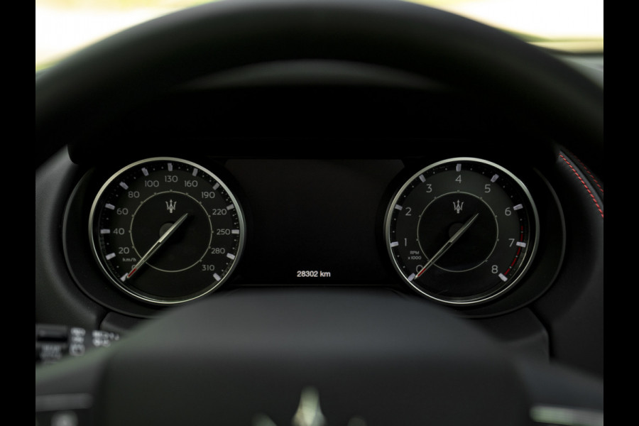 Maserati Levante 3.0 V6 S AWD 430pk GranSport Facelift | Pano-dak | 21 inch | Harman/Kardon | 360 camera