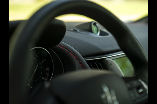 Maserati Levante 3.0 V6 S AWD 430pk GranSport Facelift | Pano-dak | 21 inch | Harman/Kardon | 360 camera