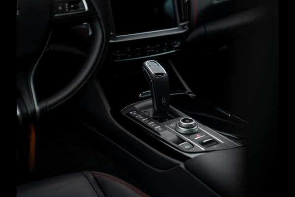 Maserati Levante 3.0 V6 S AWD 430pk GranSport Facelift | Pano-dak | 21 inch | Harman/Kardon | 360 camera