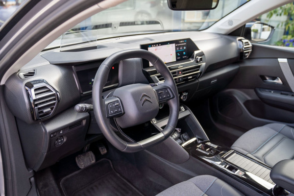 Citroën C4 1.2 Automaat PureTech Shine|Prijs rijklaar incl 12 mnd garantie|HUD Stoel/stuurverwarming Blindspot Navi