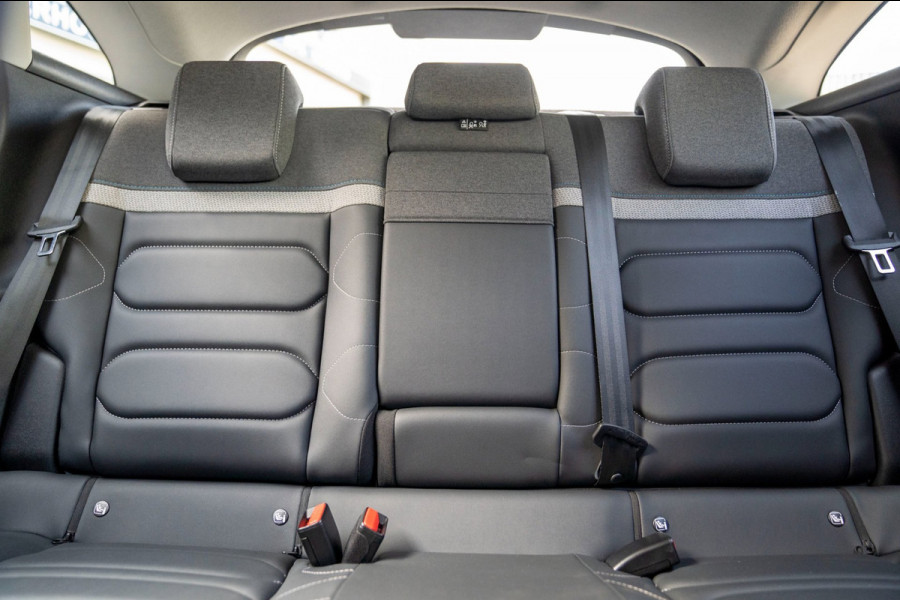 Citroën C4 1.2 Automaat PureTech Shine|Prijs rijklaar incl 12 mnd garantie|HUD Stoel/stuurverwarming Blindspot Navi