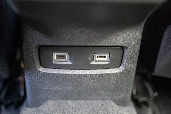 Citroën C4 1.2 Automaat PureTech Shine|Prijs rijklaar incl 12 mnd garantie|HUD Stoel/stuurverwarming Blindspot Navi