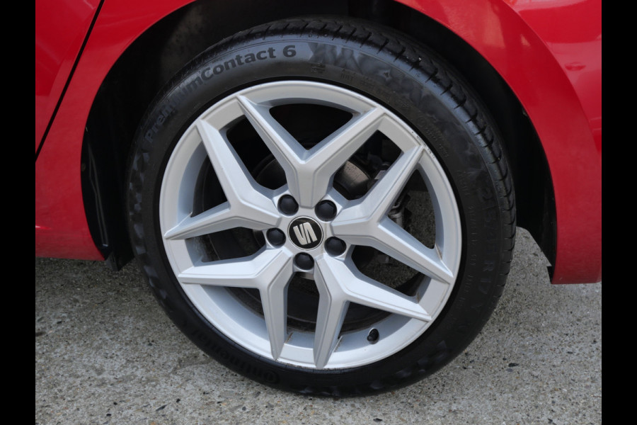 Seat Ibiza 1.0 TSI FR BUSINESS INTENSE | A.C.C | CARPLAY | CAMERA | 116 PK | NIEUWE APK!!