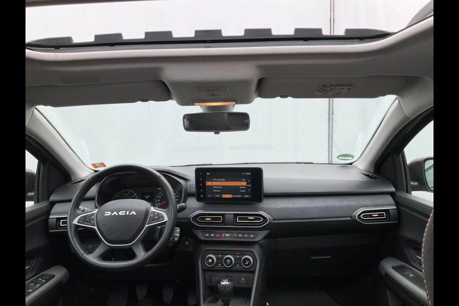 Dacia SANDERO Stepway 1.0 TCe 100 ECO-G Carplay Pano.dak Stoelverw. Trekhaak