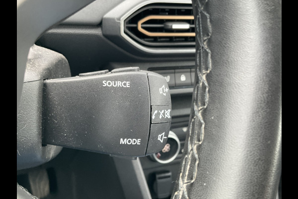 Dacia SANDERO Stepway 1.0 TCe 100 ECO-G Carplay Pano.dak Stoelverw. Trekhaak