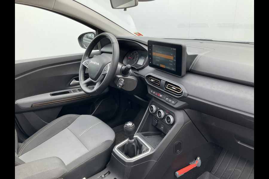 Dacia SANDERO Stepway 1.0 TCe 100 ECO-G Carplay Pano.dak Stoelverw. Trekhaak