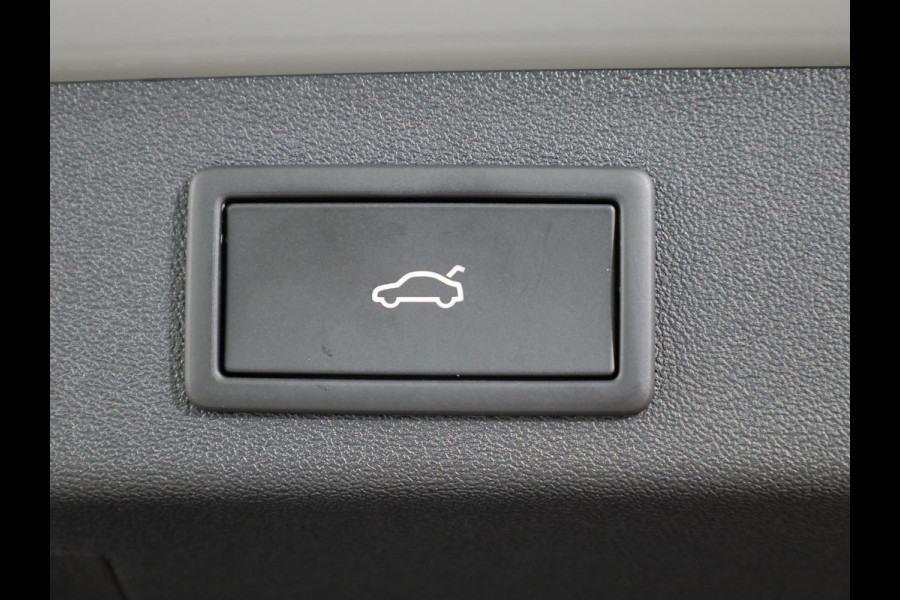 Škoda Kodiaq Sportline Business PHEV 1.5 TSI 204 pk 6 versn. DSG | Panoramadak | Trekhaak | Comfort Pakket | Winter Pakket | 20 inch lichtmetalen velgen | Verlengde garantie