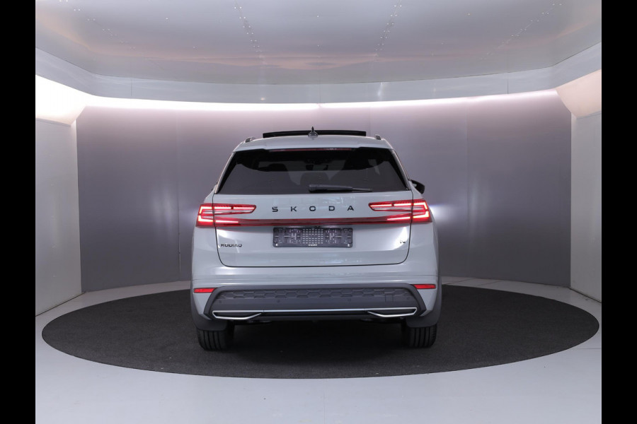 Škoda Kodiaq Sportline Business PHEV 1.5 TSI 204 pk 6 versn. DSG | Panoramadak | Trekhaak | Comfort Pakket | Winter Pakket | 20 inch lichtmetalen velgen | Verlengde garantie