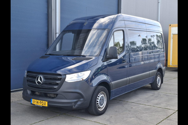 Mercedes-Benz Sprinter 311 2.2 CDI L2H2 - WDB9106331P133346 poetsen en foto’s maken