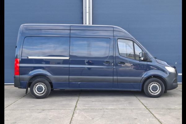 Mercedes-Benz Sprinter 311 2.2 CDI L2H2 - WDB9106331P133346 poetsen en foto’s maken